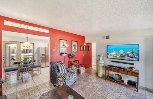 Huachuca City House | Valley s Place, perfect home for longer stays in SE Arizona, bright & airy.