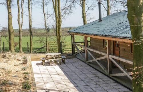 Kingswood House | Valley View Lodge