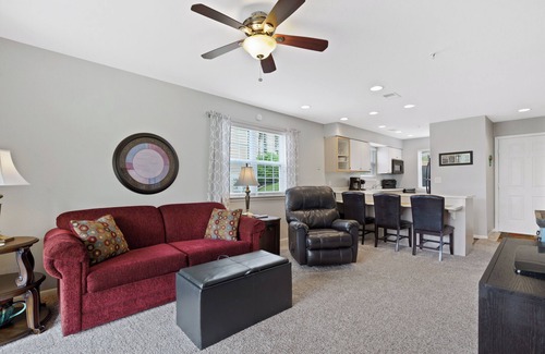 Branson Condo | Valley View Retreat | Holiday Hills Branson | Golf Resort | Outdoor Pools