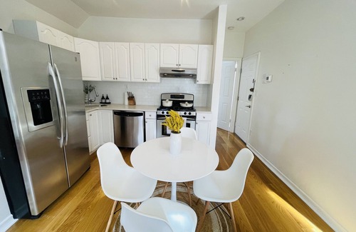 Historic Downtown Apartment | VAN VORST HOUSE - Modern 1BR Apt. Minutes to NYC