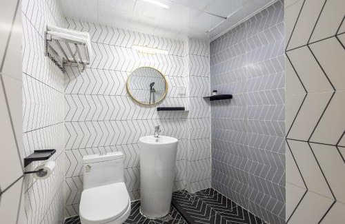 Beijing Road Apartment | Vanhome Guangzhou , Step Out to Beijing Road Pedestrian Street , Gongyuanqian & Beijing Road Metro - Canton Fair