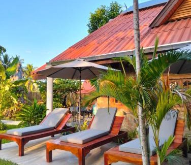 Nong Pla Lai Resort | Varaya Resort