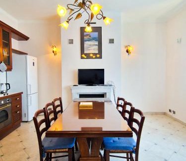 Varigotti Apartment | Varigotti Tropical Garden - full floor apartment