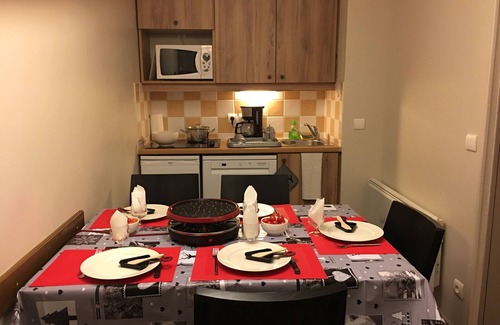 Les Claux Apartment | VARS THE CLAUX FOOT OF SWIMMING POOLS