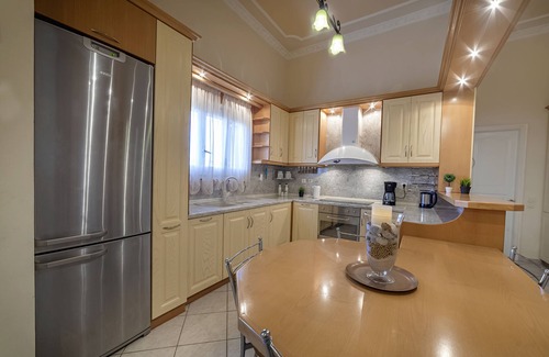 Agios Ioannis Apartment | Vasilakis Estate - Slope & Stone Cozy House