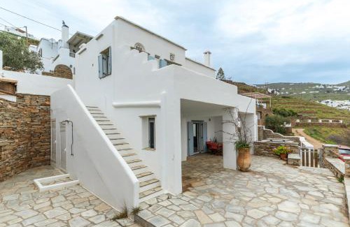 Tinos Town House | Vassilis Family Villa Tinos