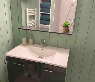 Prefecture Apartment | Vaste Appartement Rénové - Centre Ville