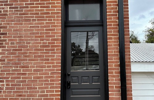 McKittrick Apartment | Vaudeville Suite, Romantic King Stay Just 4 Min from Hermann Wineries