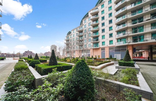 Vauxhall Apartment | Vauxhall House, Riverside luxury apartment