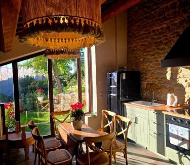 Fiorenzuola di Focara House | Vecchio Forno Only Adult, Luxury, History, Comfort