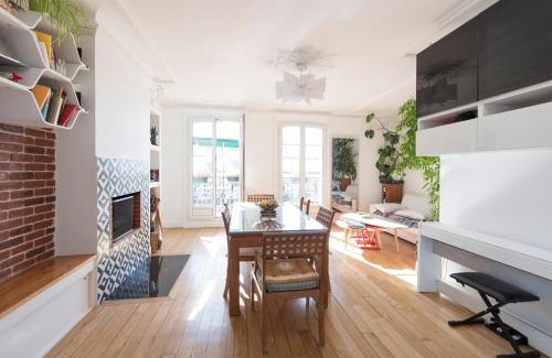 Quartier du Mail Apartment | Veeve - By the Palais Royal