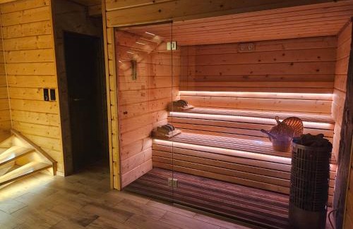 Frydman Villa | Velo Active & Spa