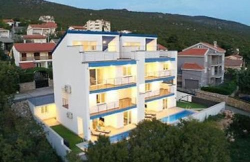 Novi Vinodolski Apartment | Vera - Luxury Seafront Apartment