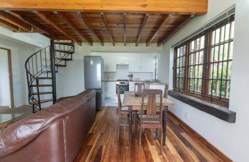 Port Elizabeth Apartment | Verdi Luxury Cottage 4