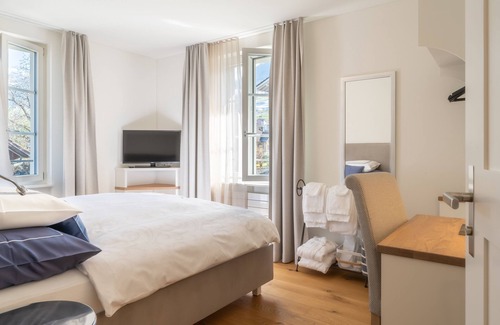 Sachseln Bed & Breakfast | Verena's Boutique Villa au lac