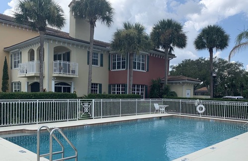 Grand Harbor Condo | Vero Beach Condo on the Water (Grand Harbor)