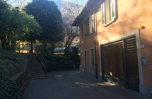 Como Apartment | Very central, On 2 levels, fully renovated, ideal for families