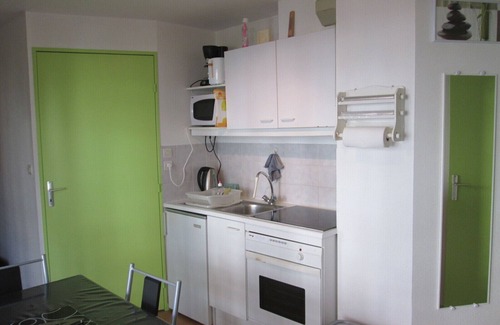 Villers-sur-Mer Apartment | Very nice 2 room apartment with balcony, 200 m from the sea