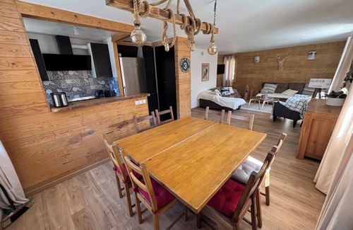 La Salle-les-Alpes Apartment | Very nice apartment, 6 bedrooms, 5 bathrooms, walking distance to the slopes