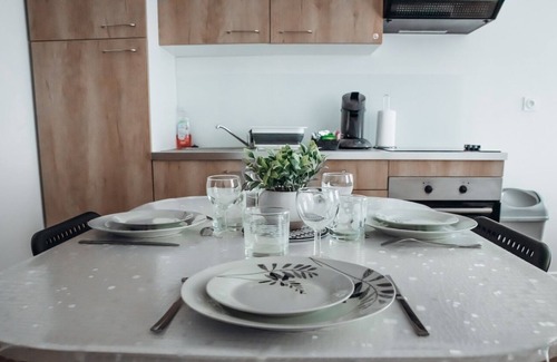 Ernee Apartment | very pleasant and warm accommodation