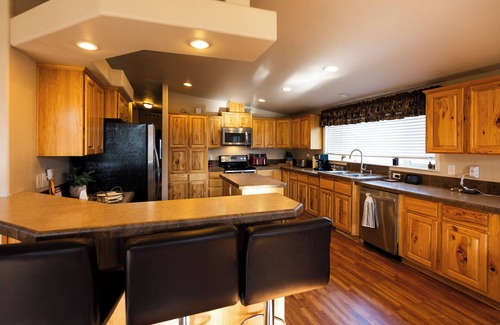 Olney House | "Very Private" - Ranch House on 9 acres that borders State Forest