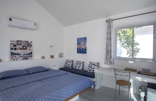 Ko Mak House | Very quiet bungalow right next to the horse paddock