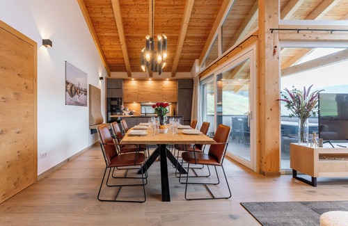 Sankt Lambrecht House | Very spacious ski in-ski out chalet with a sauna