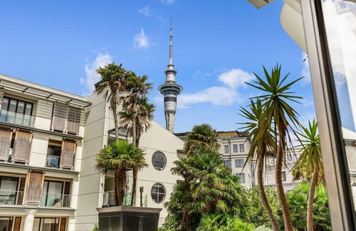 Auckland Central Business District Apartment | Viaduct Studio + Parking by Zodiak Stays