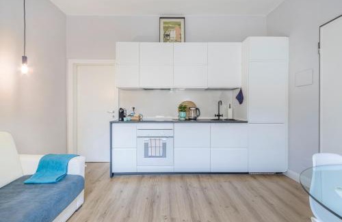 Parma City Centre Apartment | ViaEmilia 2 min dal centro, 4 Persone, WIFI, Aria condizionata