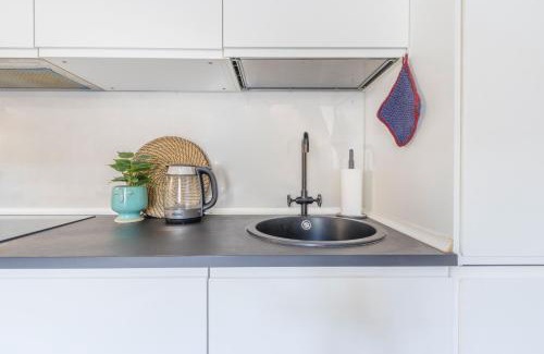 Parma City Centre Apartment | ViaEmilia 2 min dal centro, 4 Persone, WIFI, Aria condizionata