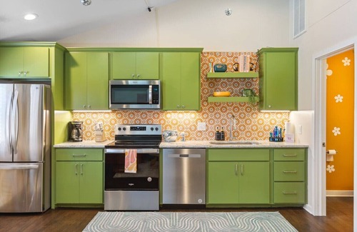 Greenwood Condo | Vibrant Multi-Condo Building - Sleeps 48 - 7 Units