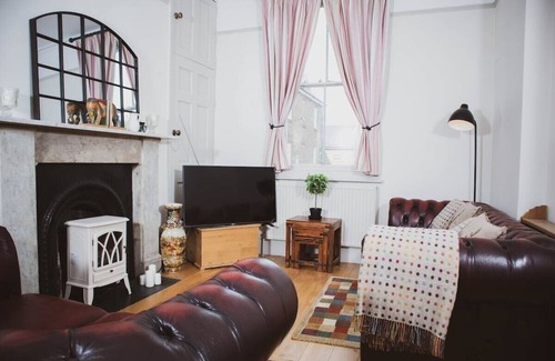 Rochester House | Victorian home in Rochester