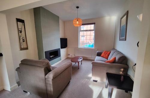 Newton-le-Willows House | Victorian Semi Detached House behind the High Street