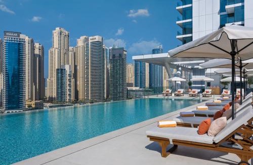 Dubai Marina Apartment | Vida Dubai Marina & Yachtclub - Marina Sea View, 1BR hotel facilities