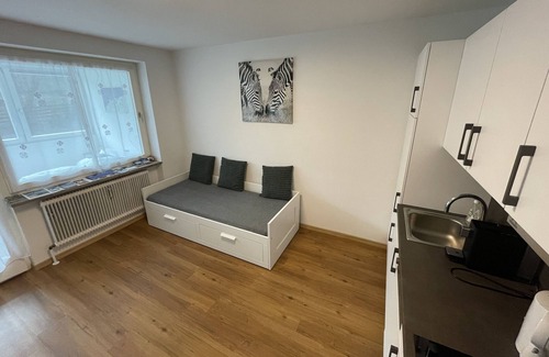 Schuttdorf Apartment | 'Vidaoro' Studio Flat close to Ski Lift with Wi-Fi