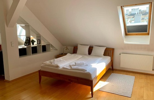Josefstadt Apartment | Vienna City Loft