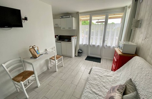 Vandre House | Vieux Capitaine - ideally located