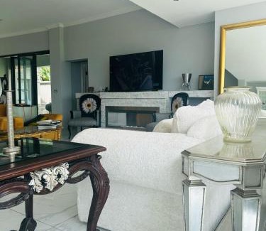 Hartbeespoort Villa | View at 81