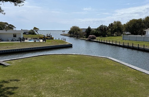 Newport House | View of Intracoastal waterway, private dock water access to Morehead City, NC