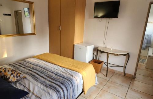 Tzaneen House | View on 83