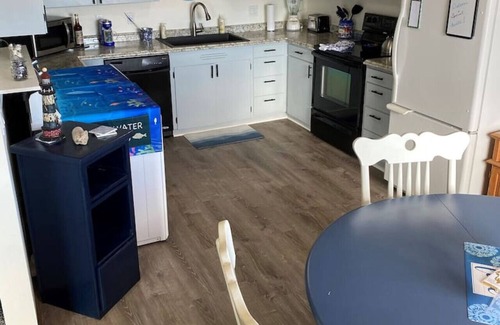 Oak Harbor Apartment | View * W/D * Downtown * Harbor * R & R!