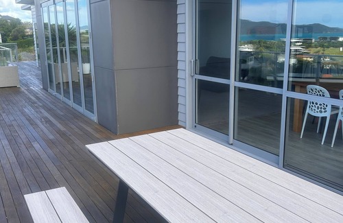 Cable Bay House | Views on Stratford