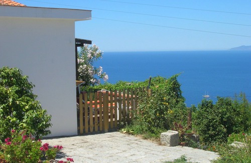 Zanca Apartment | VIGNA MARIA Holiday Homes the Lily