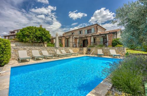Sveti Lovrec Villa | Vila Aryana With Pool - Happy Rentals