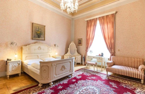 Bubenec Hotel | Vila Lanna