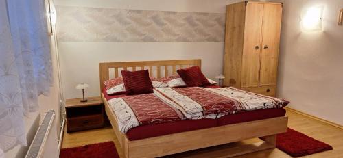 Luhacovice Apartment | Vila Linda