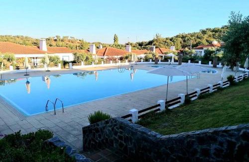 Alcacer do Sal Ski Chalet | Vila Nova de Santa Susana - Resort