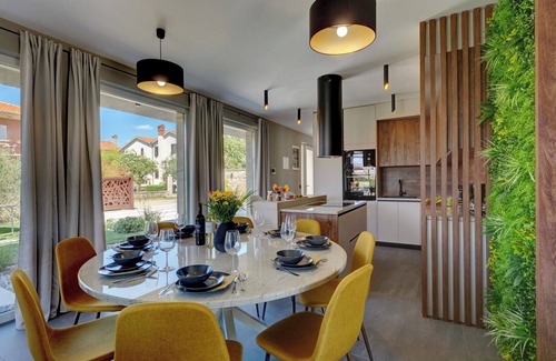 Marcana Villa | Vila Pieron by Istrabook