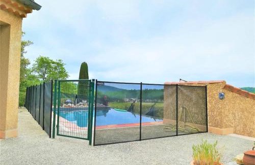 Lagorce House | Villa à Lagorce avec piscine privative, 4 chambres, grand terrain, animaux admis, tout confort - FR-1-382-110