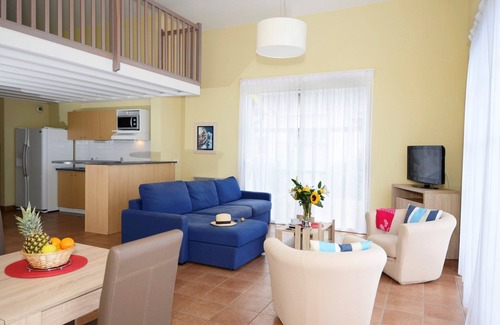 Gujan-Mestras Villa | Villa équipée avec Piscine, au coeur du Golf !